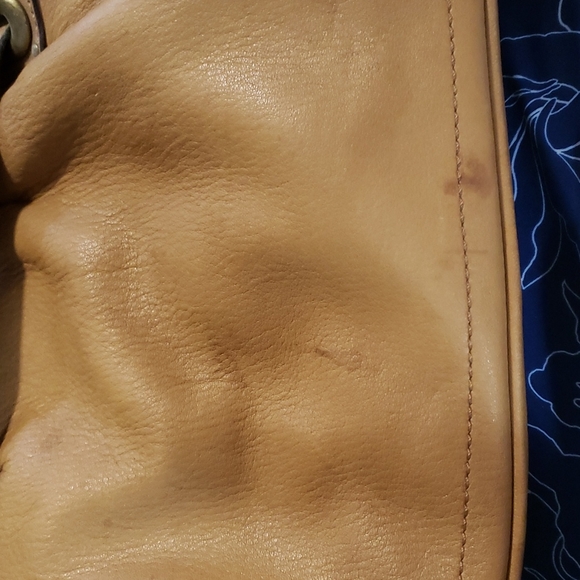 Handbag - Picture 8 of 8